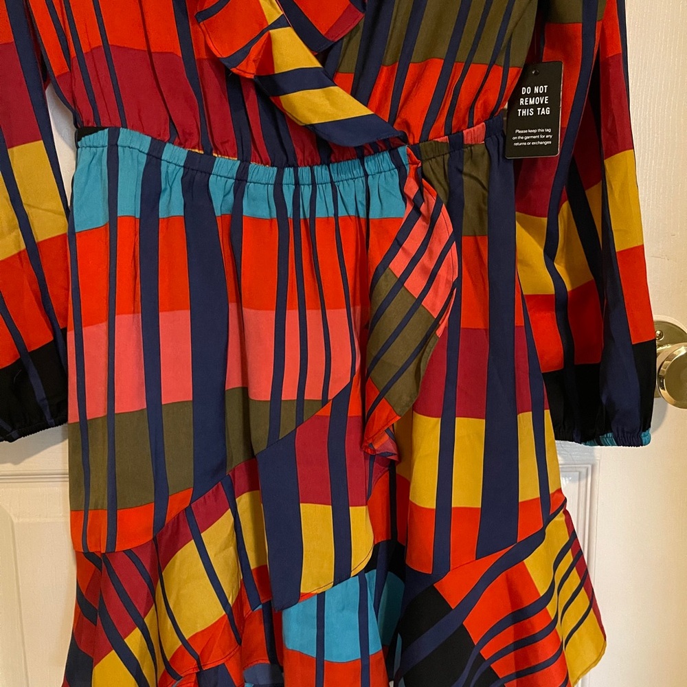 Dress - Picture 4 of 4